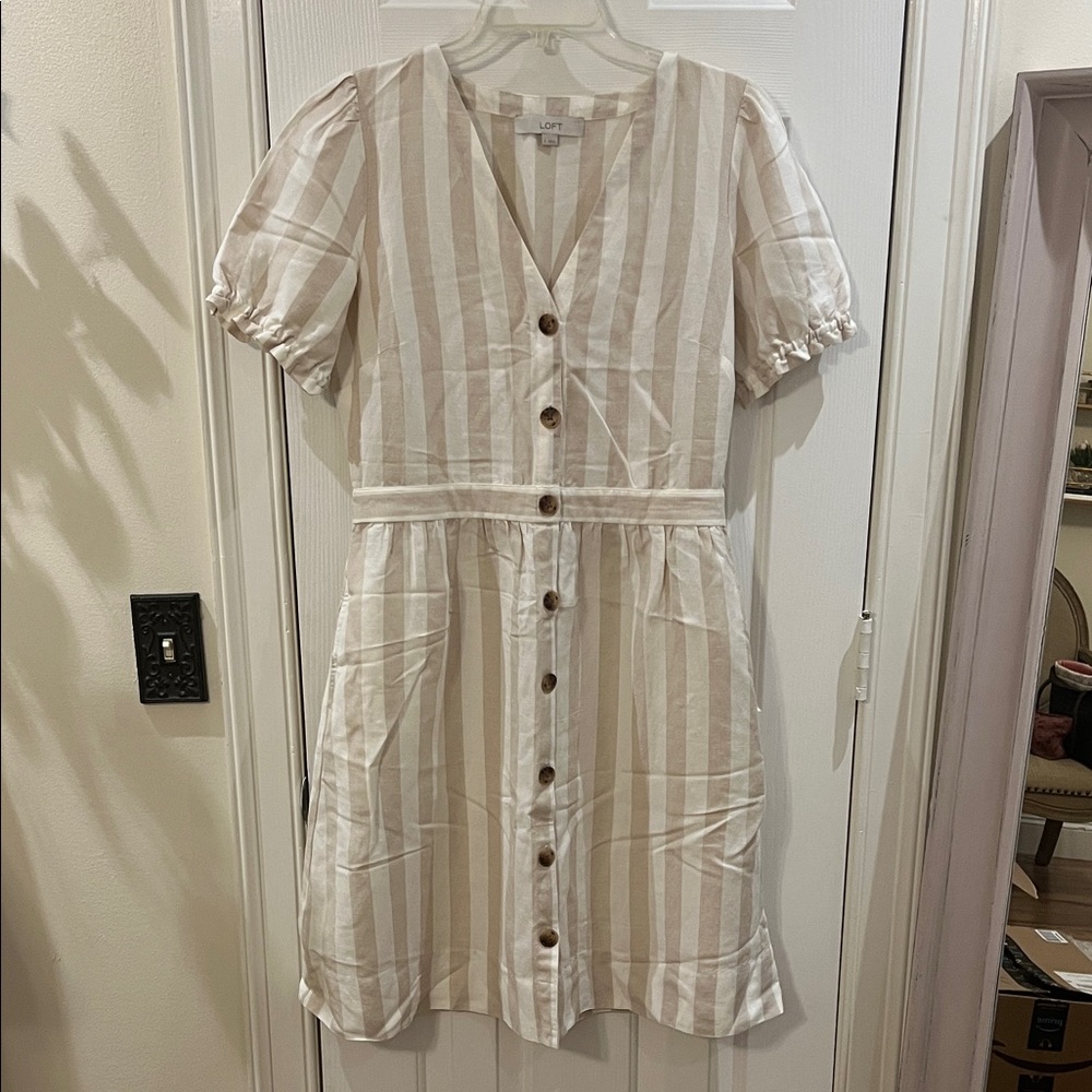 LOFT Women's Beige and White Striped Midi Dress